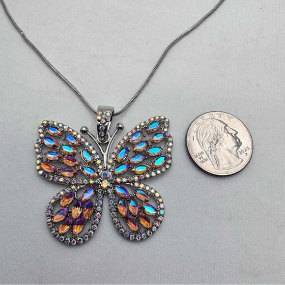 New Pink AB Crystal Butterfly Pendant Necklace Rhinestone Statement Silver - Picture 4 of 8